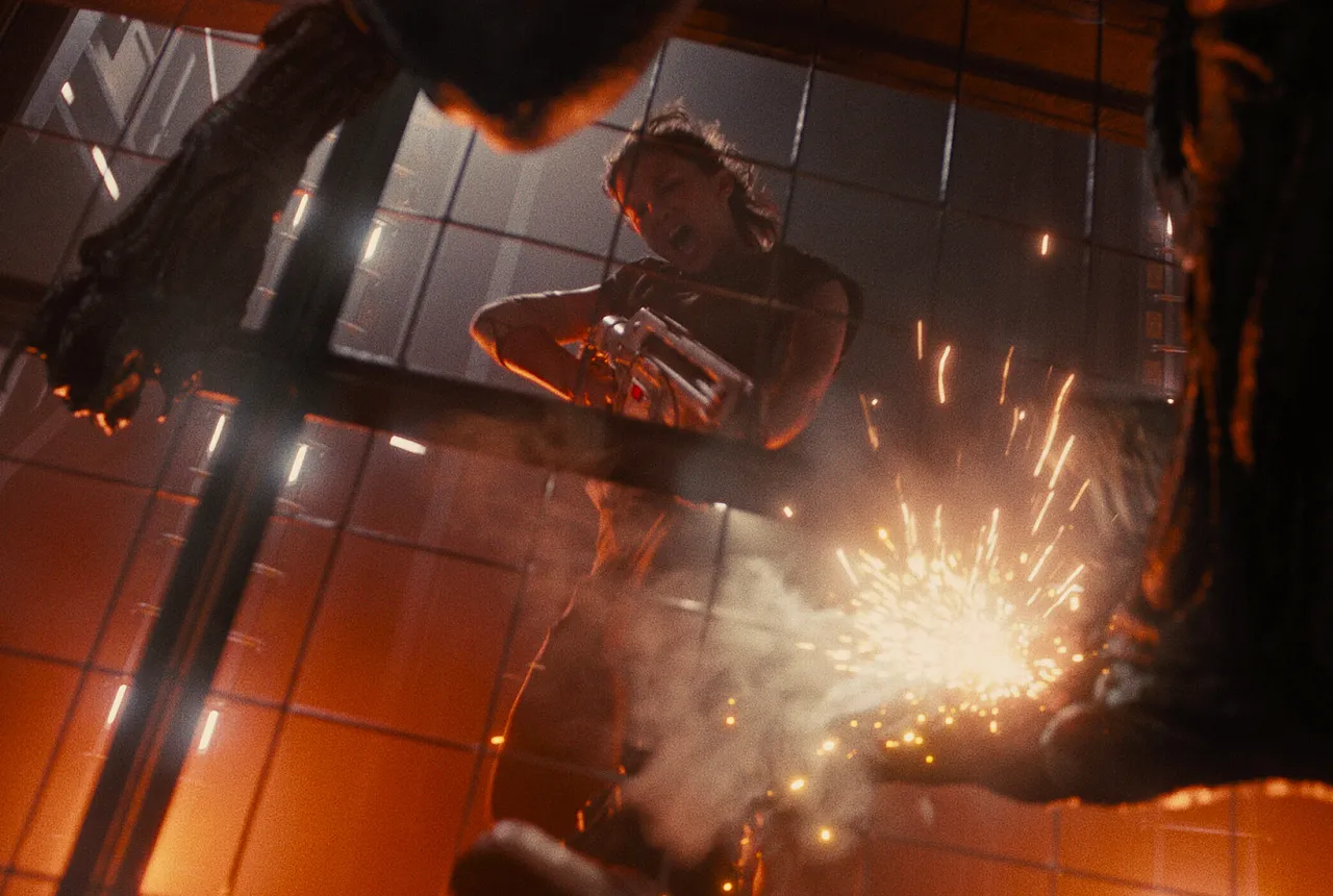 Obcy Romulus efekty praktyczne scenografia