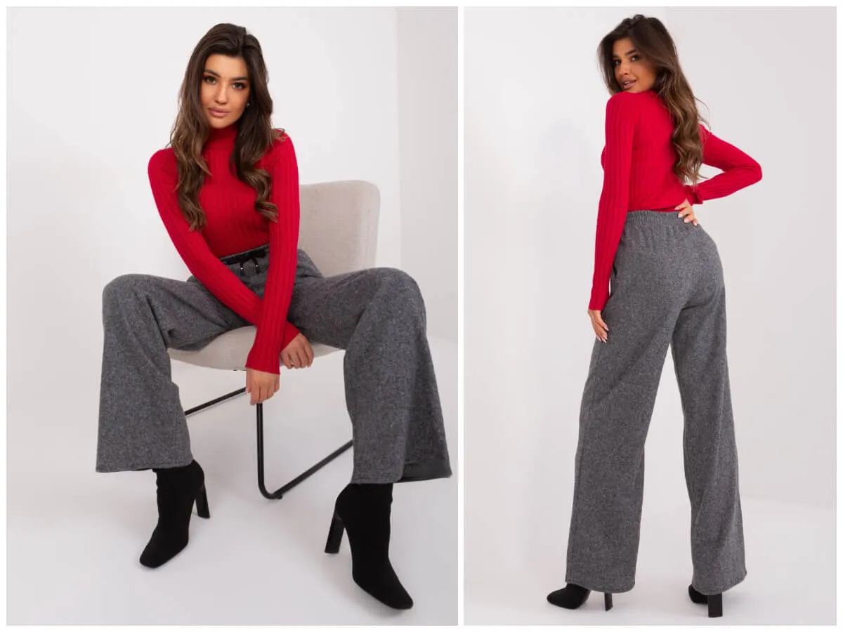 Luźne bluzki do szerokich spodni stylizacje