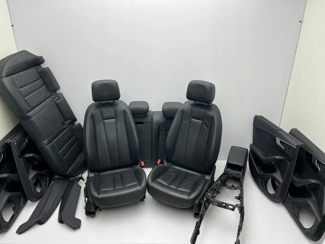 Audi A4 B6 demontaż fotela