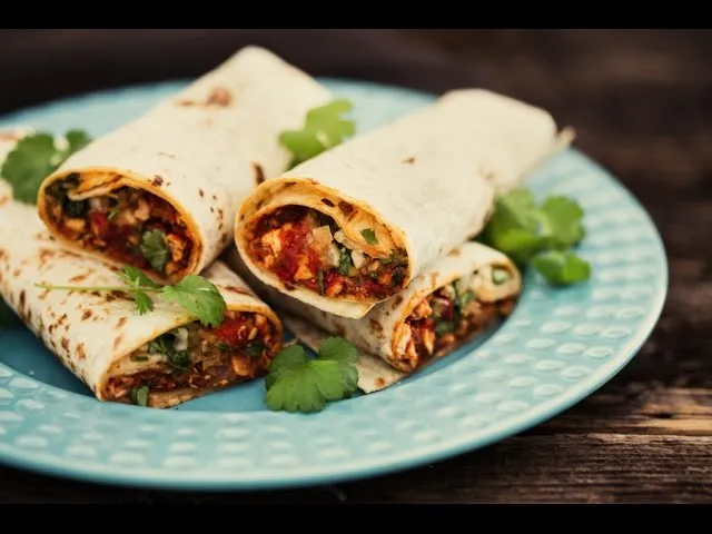 dania kuchni włoskiej, azjatyckiej, meksykańskiej, pasta, curry, tortilla