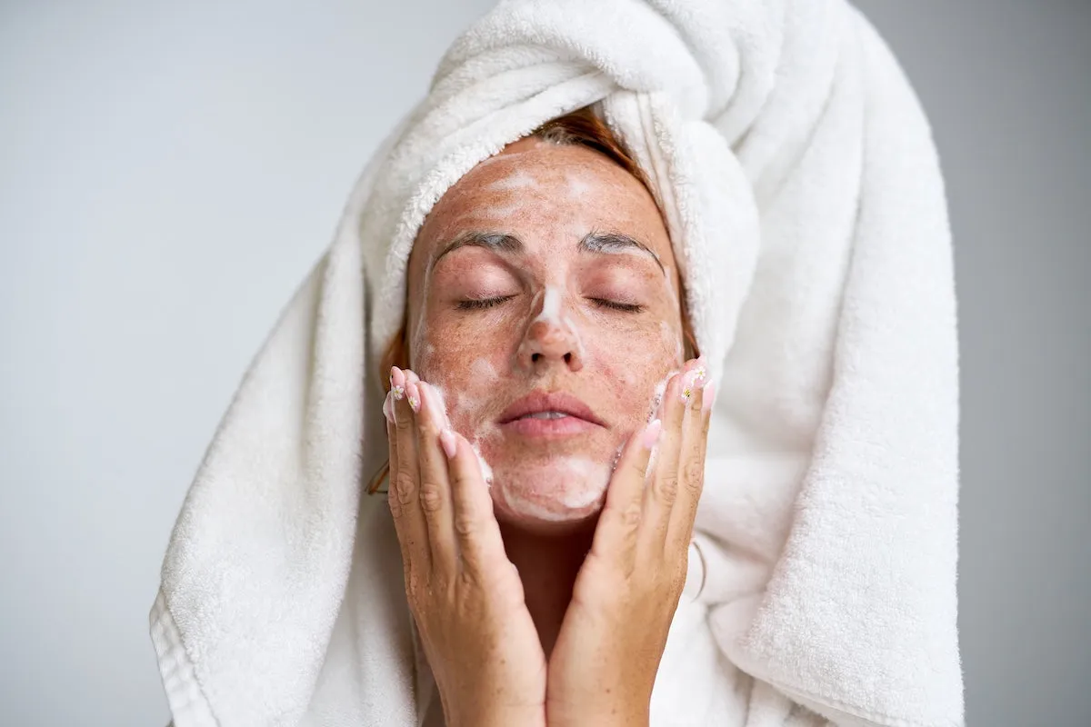 domowe sposoby na pryszcz podsk&oacute;rny okłady glinka