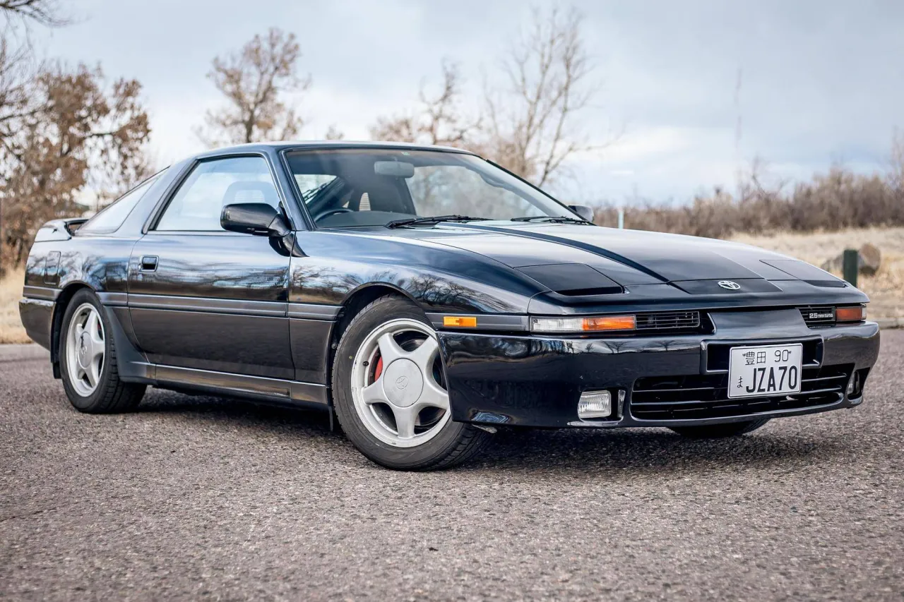 Toyota Supra A70 MK3 czarna