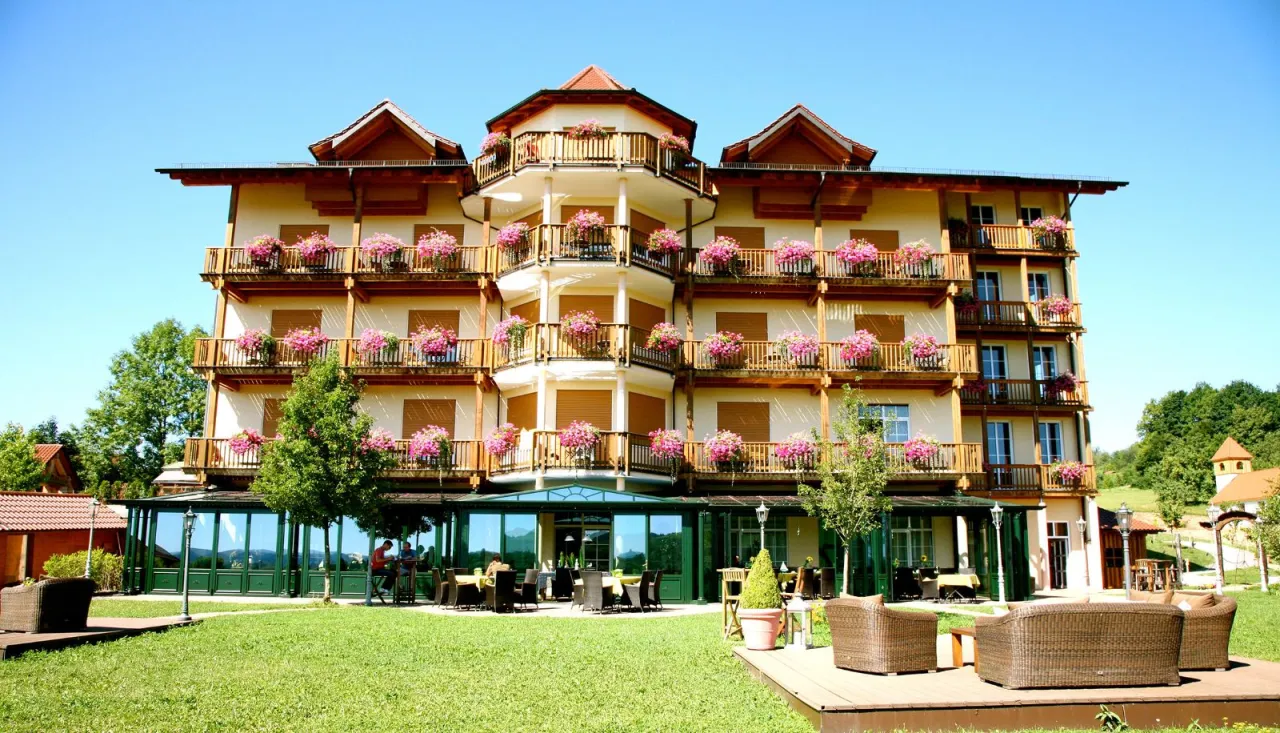 Hotel Sonnenhof Aspach Zimmer Wellness Aussenansicht