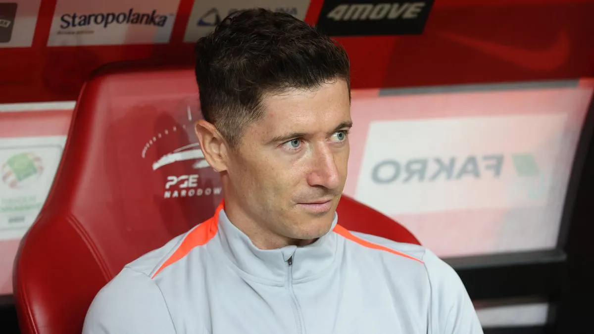 Zdjęcie Robert Lewandowski zostaje w Barcelonie: Koniec spekulacji