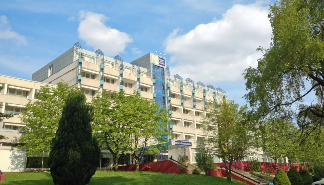 Carea Residenz Hotel Harzh&ouml;he Au&szlig;enansicht oder Lobby