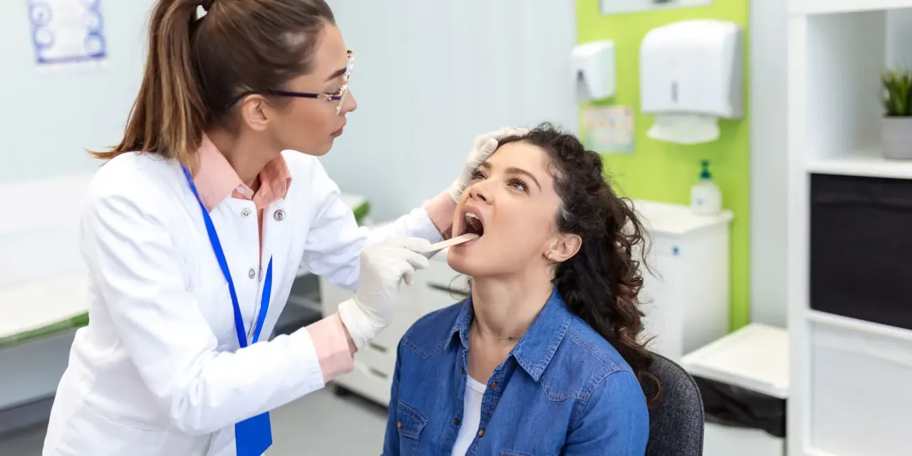 Zdjęcie Objawy alergii ból gardła: Jak rozpoznać i złagodzić dolegliwości