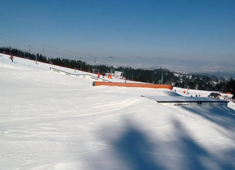Snowpark Białka Tatrzańska strefa dla początkujących przeszkody