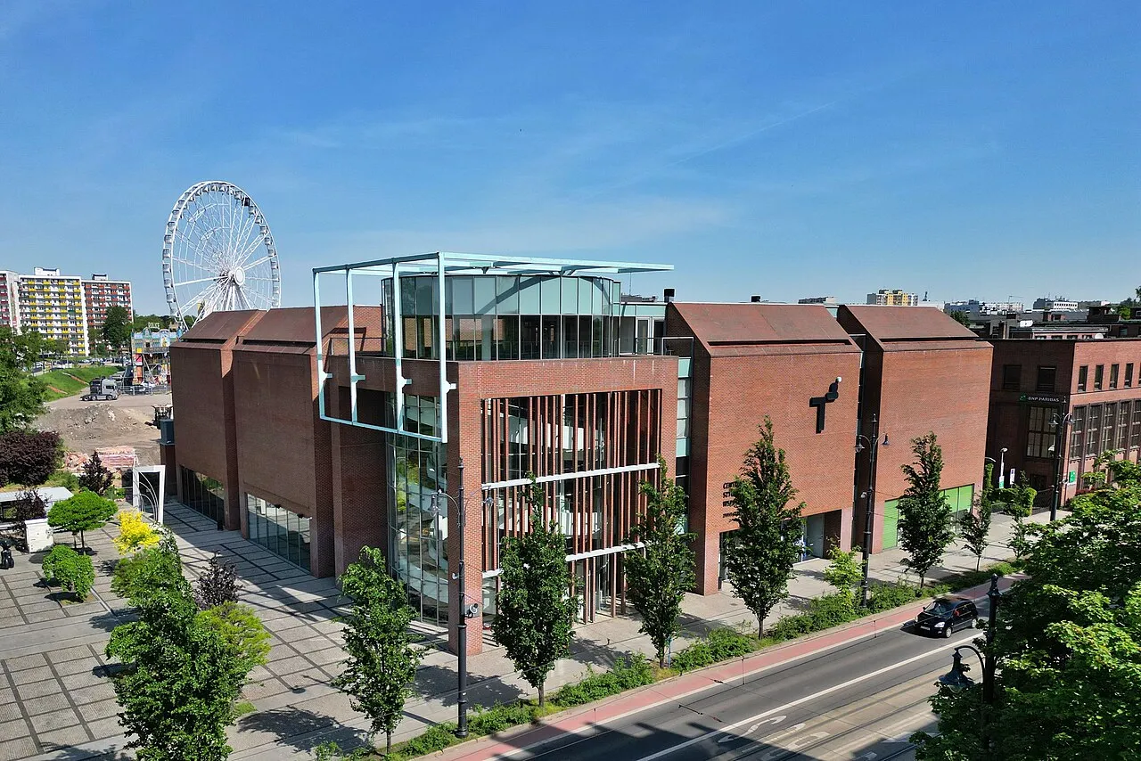 CSW Znaki Czasu Toruń fasada