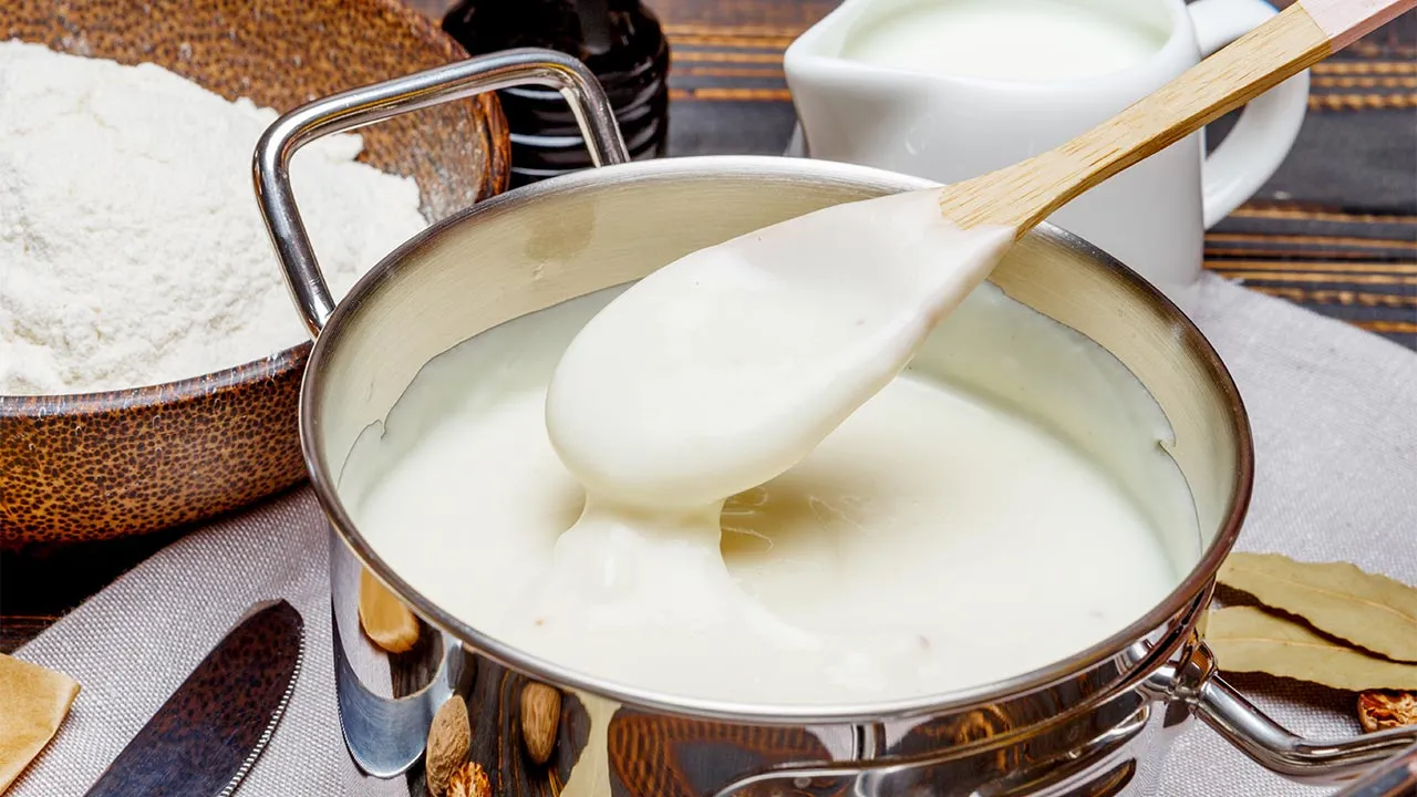 różne rodzaje mąki do zagęszczania sosów