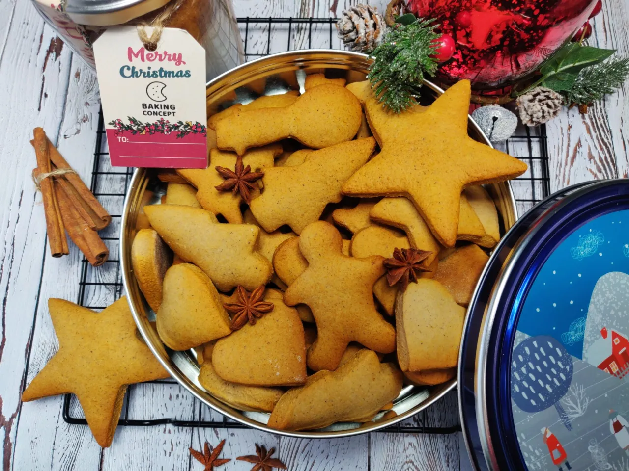 przechowywanie ciastek dyniowych w pojemniku