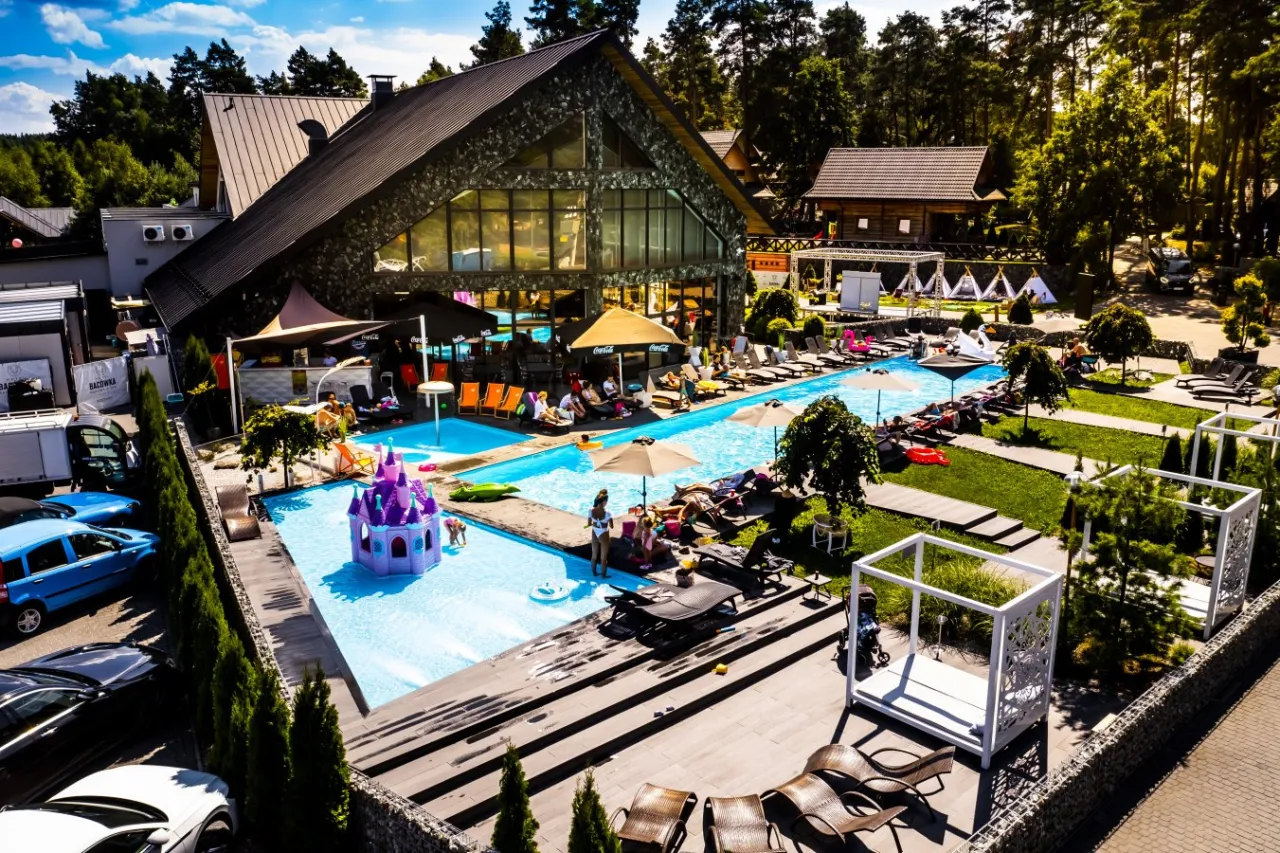 Bacówka Radawa & SPA basen zewnętrzny balie