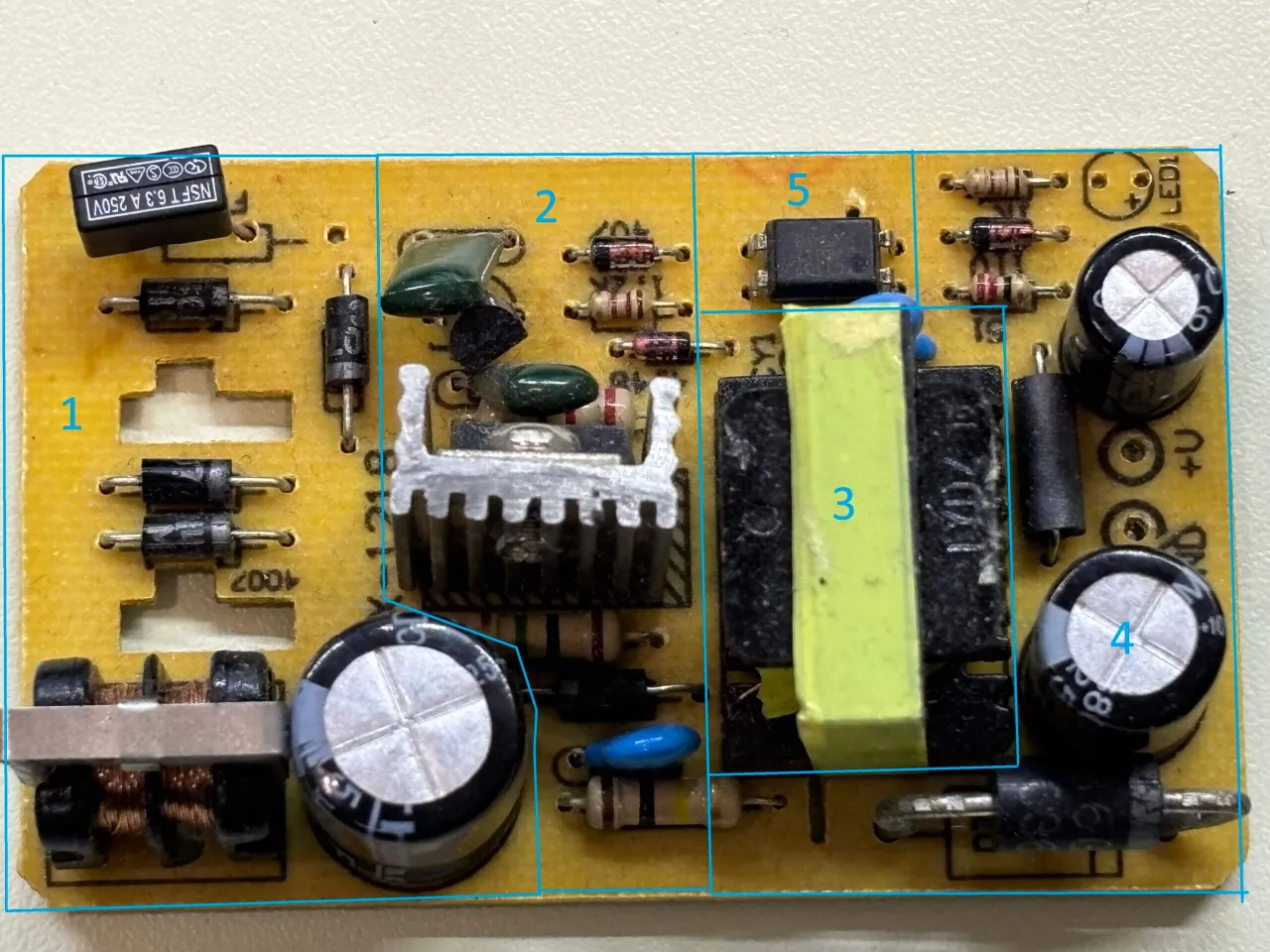 zasilacz komputerowy budowa