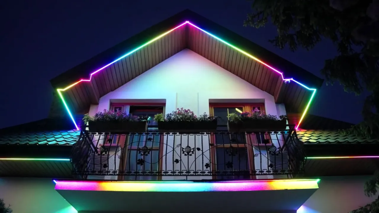 nowoczesne oświetlenie podbitki LED