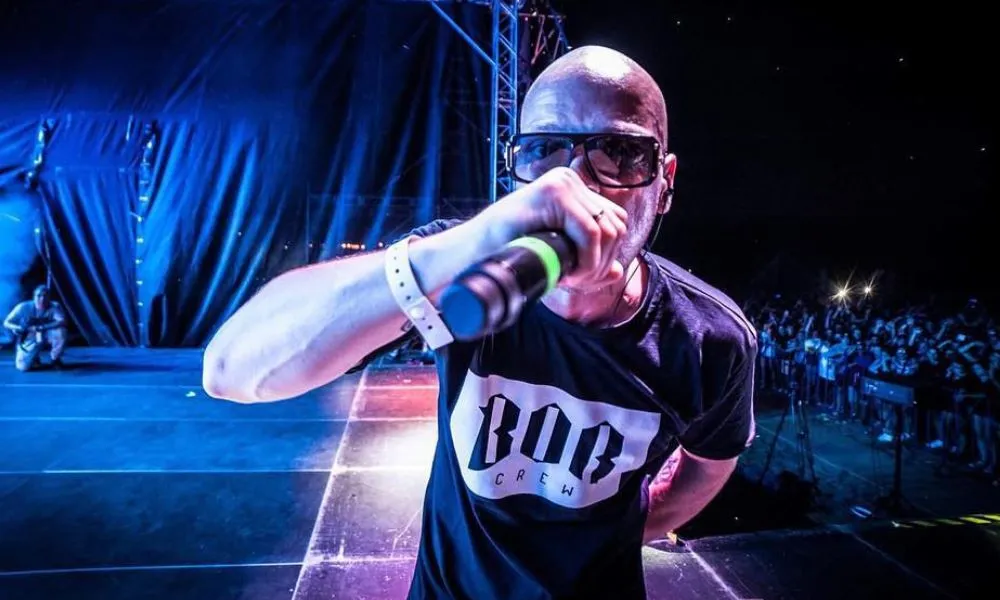 Zdjęcie Ile trwa koncert palucha? Poznaj zaskakujące szczegóły i fakty