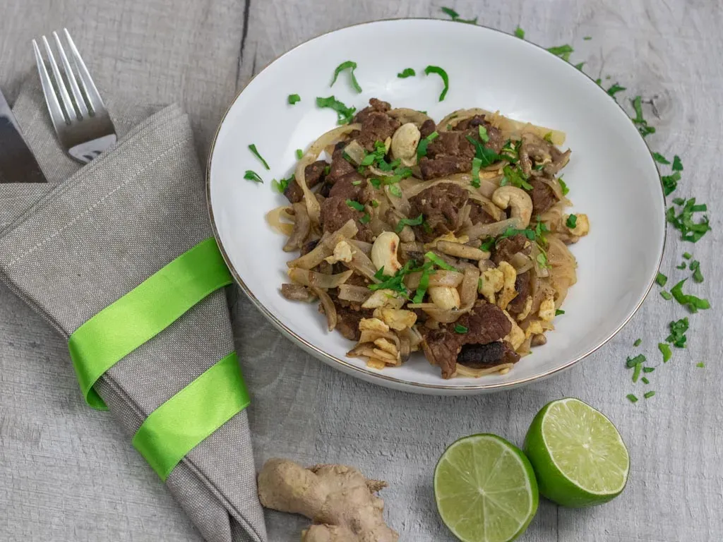 składniki na pad thai z wołowiną