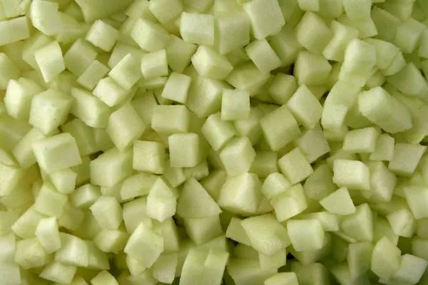 mrożone jabłka w woreczkach i pojemnikach