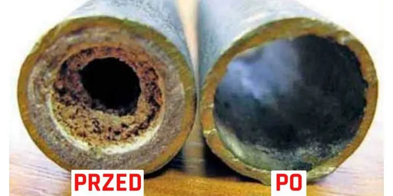 uszkodzona rura PCV po nieprawidłowym udrażnianiu
