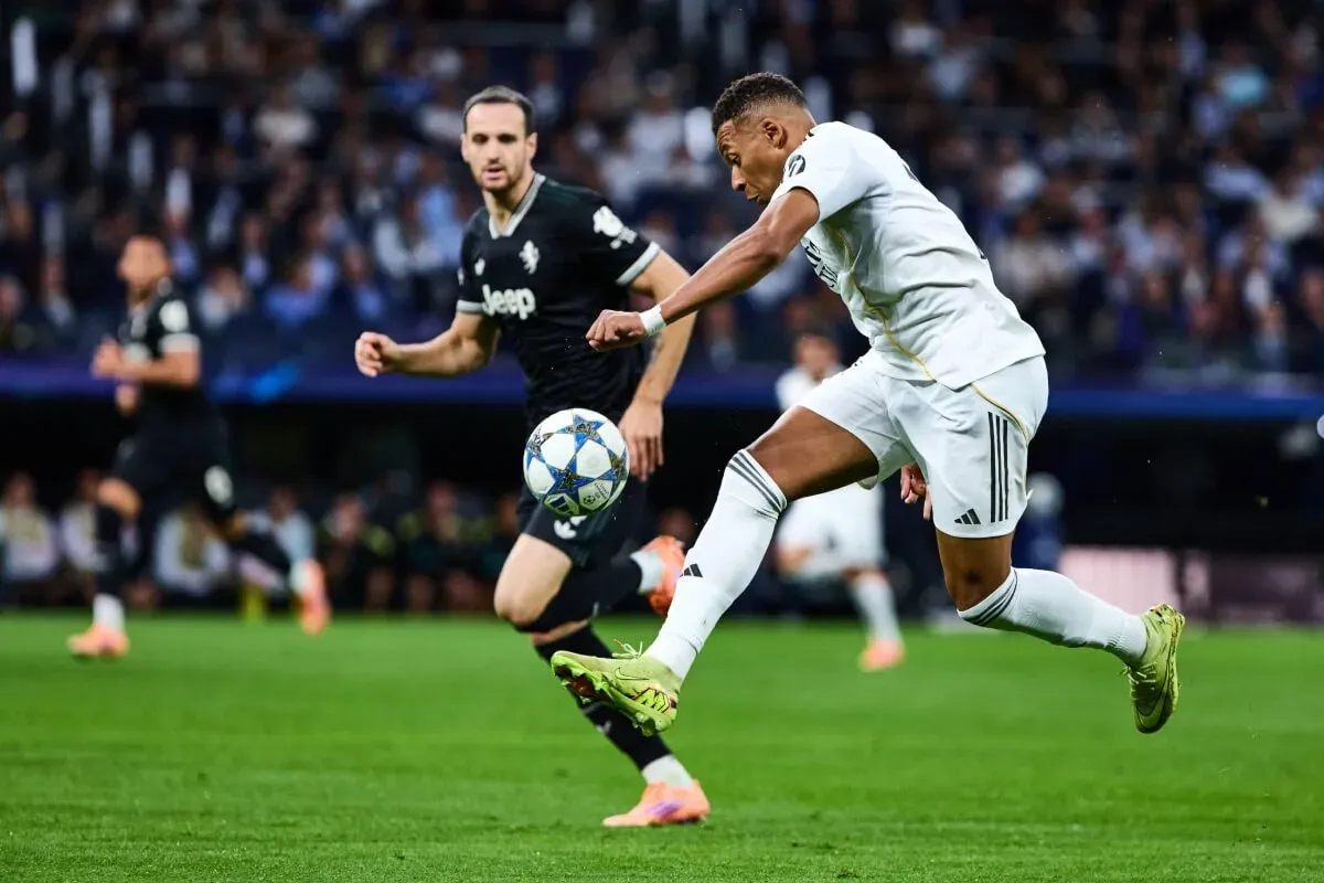 Mecz PSG vs Juventus Liga Mistrz&oacute;w transmisja