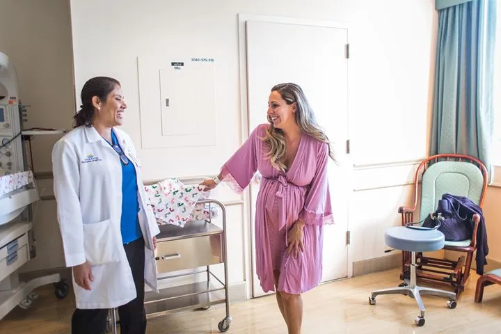 Lekarz w pracy z pacjentem, szpital, ochrona prawna