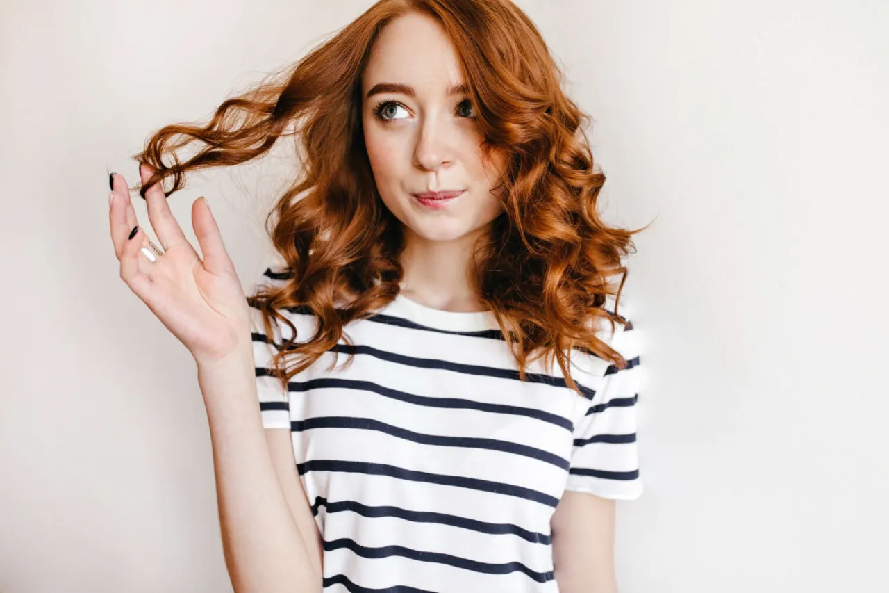 papiloty i skarpetki do kręcenia włos&oacute;w