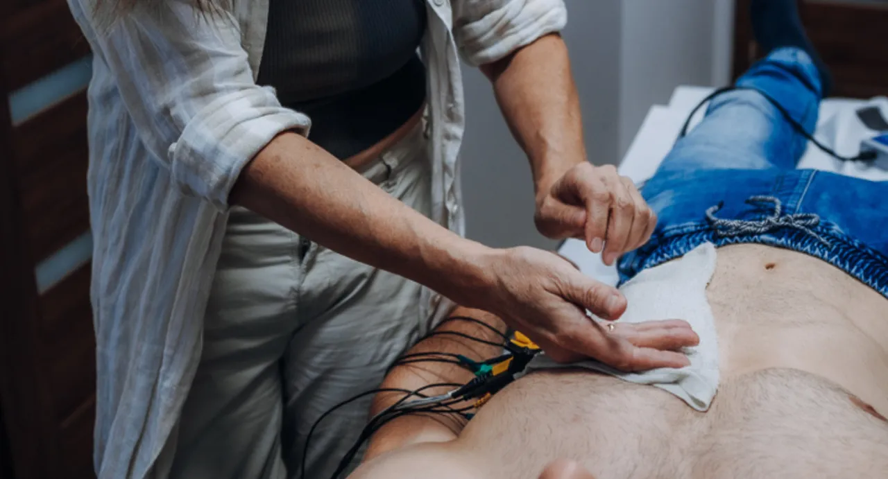 lekarz stażysta konsultacja medyczna z opiekunem