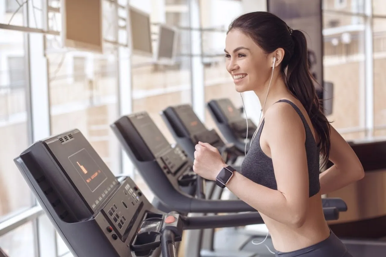 prawidłowa postawa bieganie bieżnia