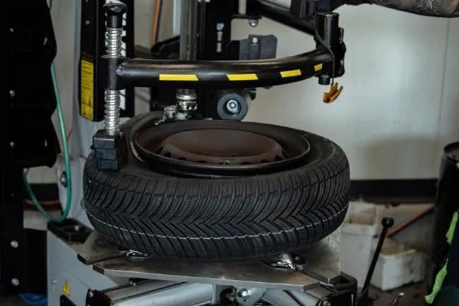 domowe sposoby montaż opon