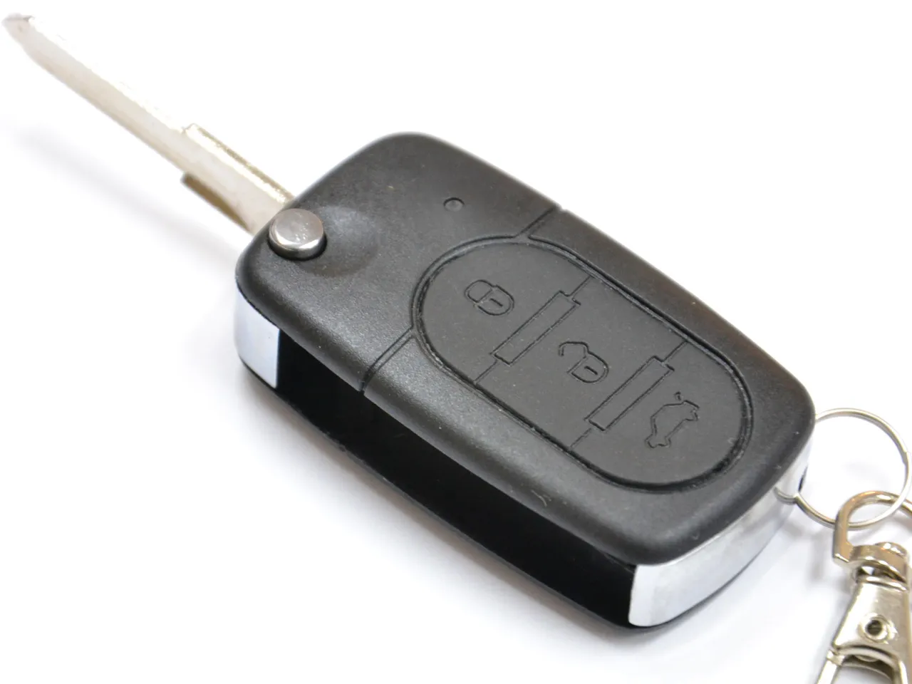 kluczyk samochodowy ukryty grot