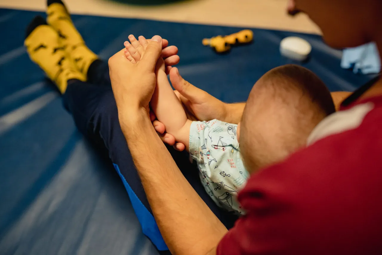 Noworodek z asymetrią ułożeniową