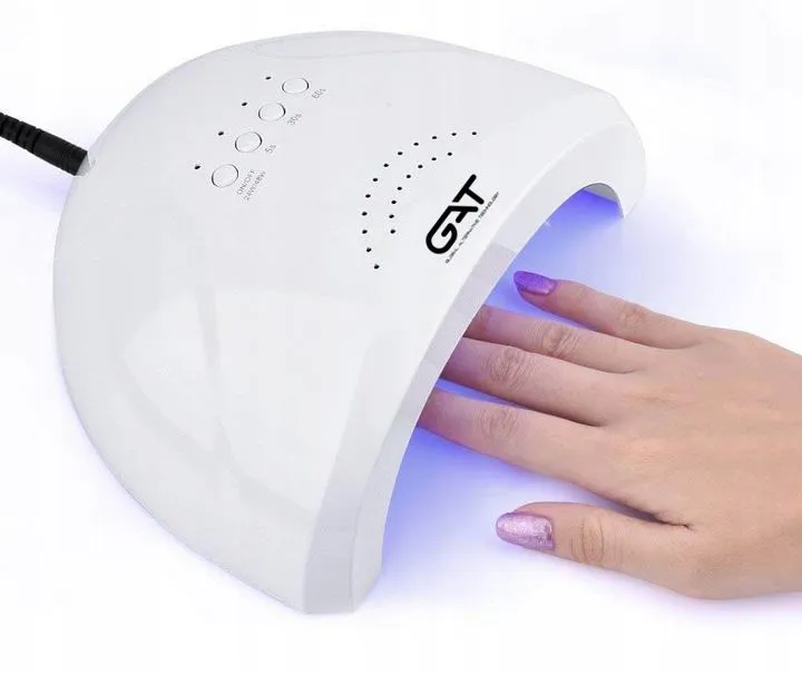 r&oacute;żne rodzaje lamp UV LED do paznokci