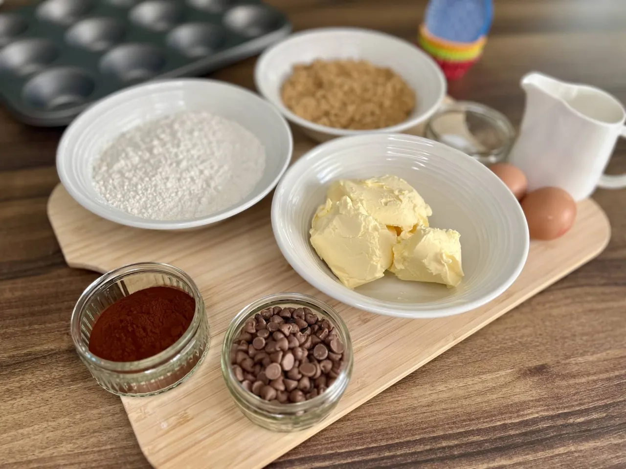 składniki do muffinek czekoladowych