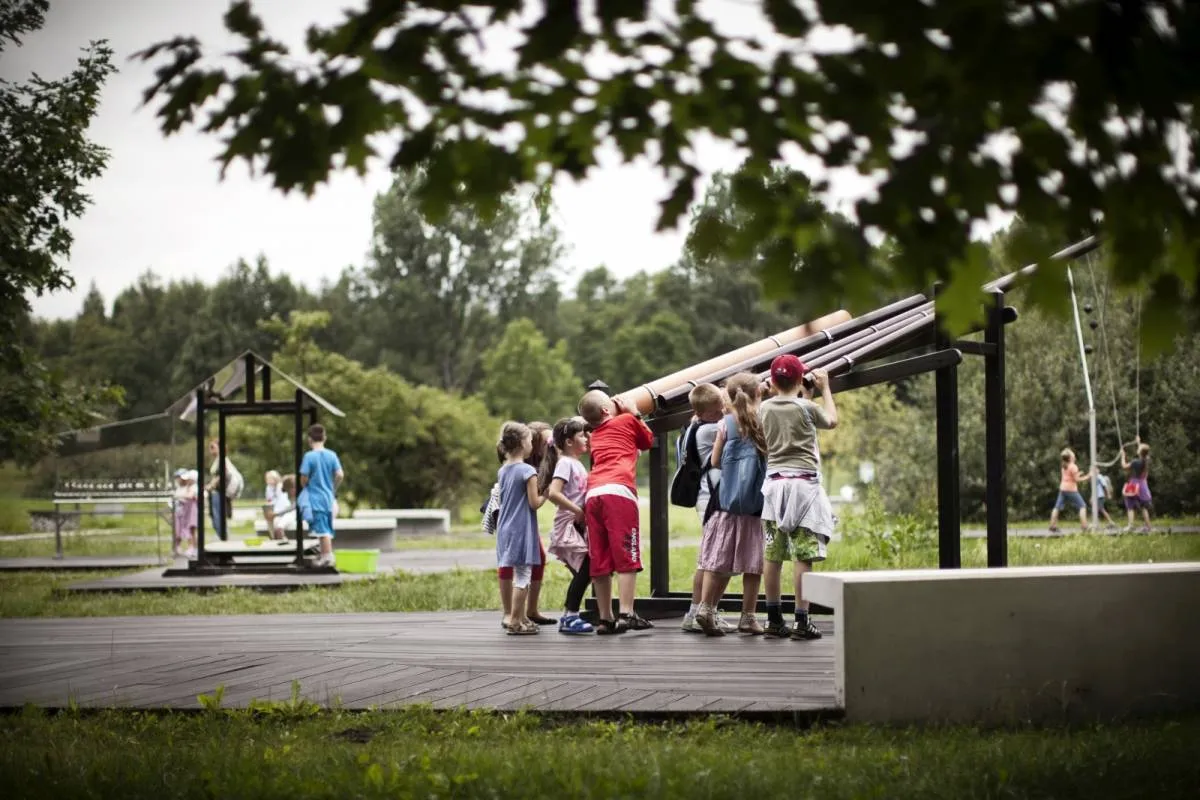 Ogród Doświadczeń Lema z dziećmi, interaktywne eksponaty