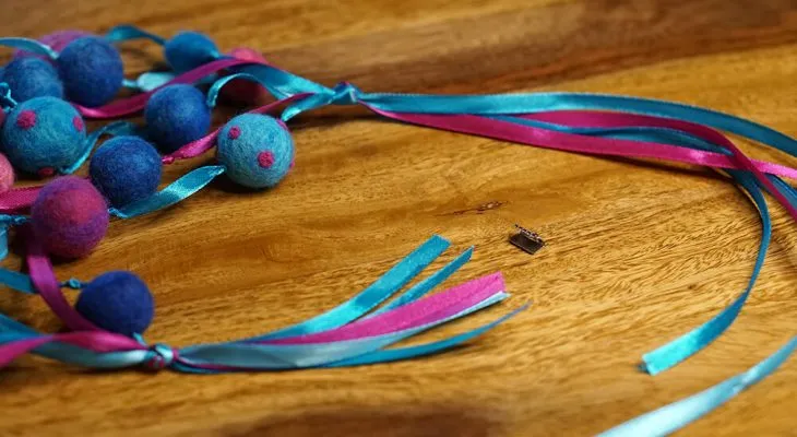 Zdjęcie Jak zakończyć naszyjnik: Proste metody, które uratują twoją biżuterię