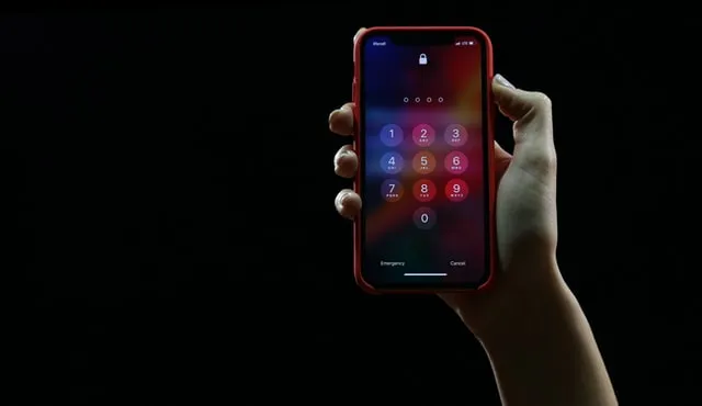Zdjęcie Jak odblokować iPhone bez utraty danych - proste metody i porady