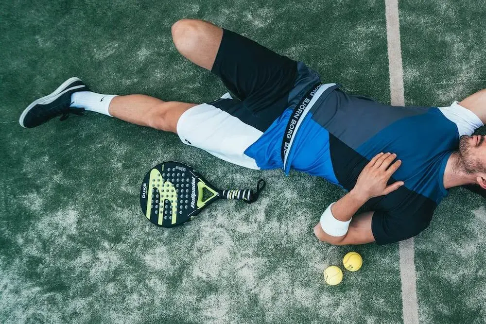 Zdjęcie Na czym polega tenis? Poznaj zasady i tajniki tej pasjonującej gry