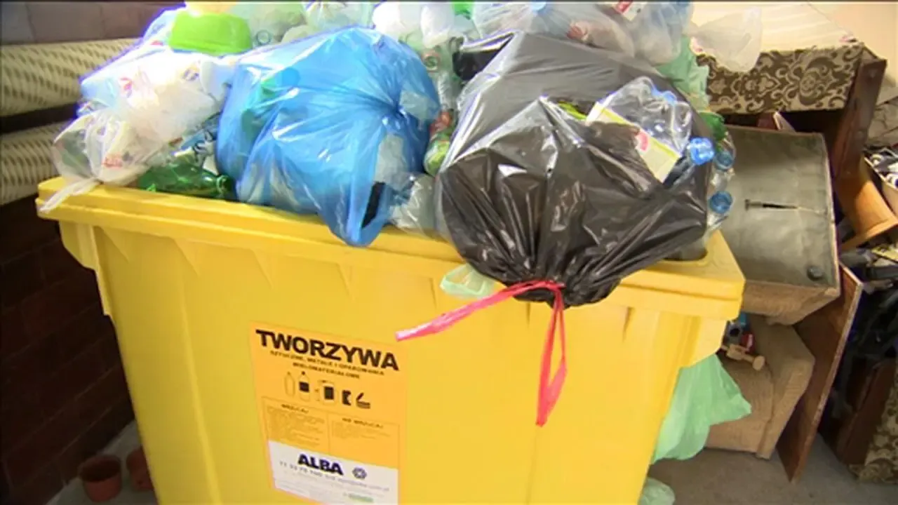 Zdjęcie Ile kosztują śmieci w Warszawie? Sprawdź aktualne stawki i różnice