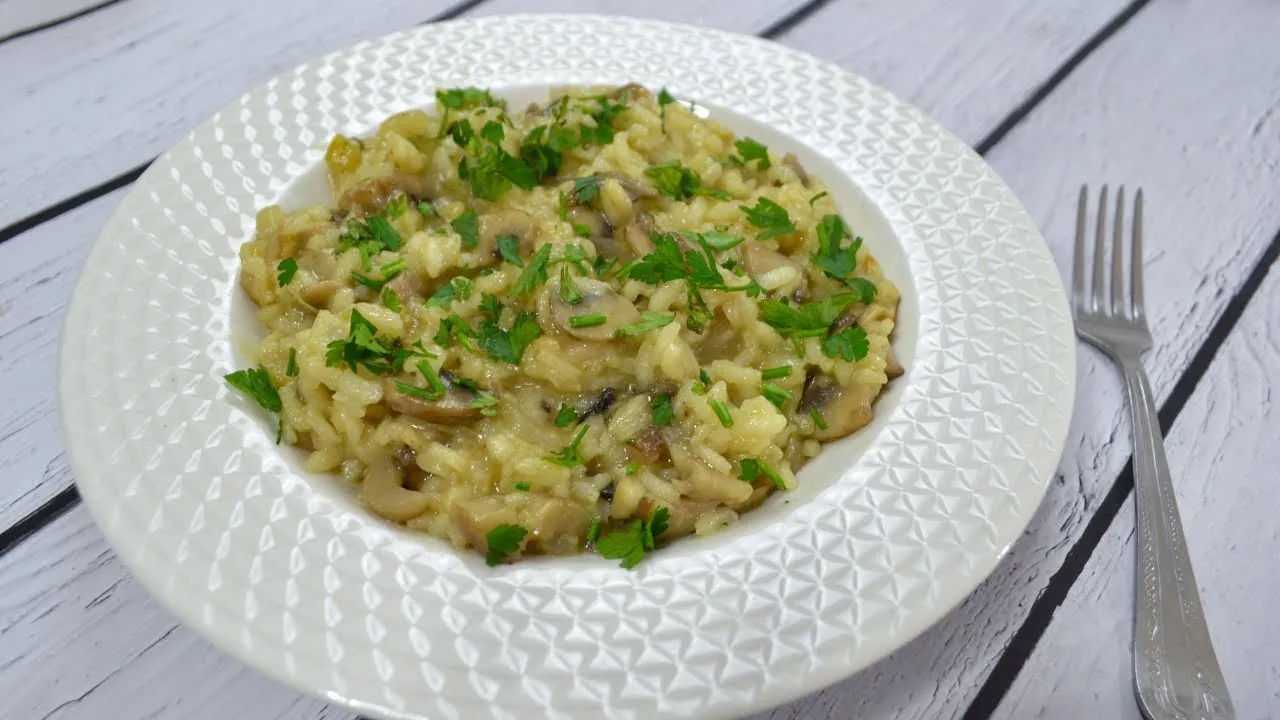 Zdjęcie Jak zrobić risotto z pieczarkami - prosty przepis na idealne danie