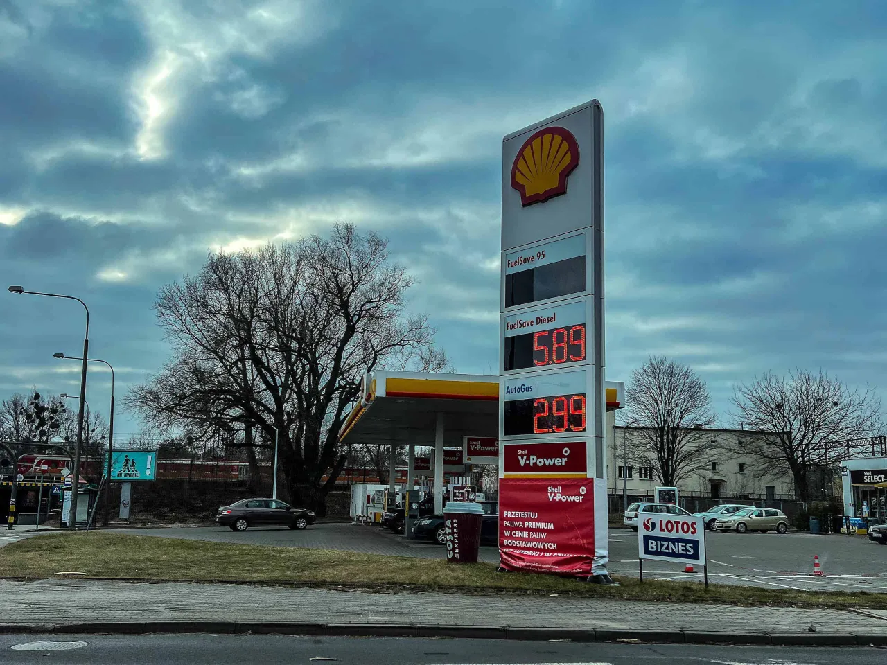 Zdjęcie Shell V-Power Diesel czy Verva - które paliwo naprawdę się opłaca?