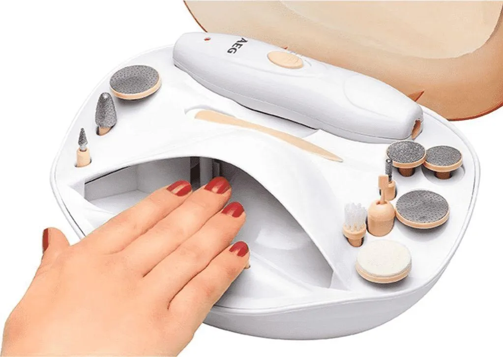 Zdjęcie Jak skutecznie używać zestawu do manicure i pedicure w domu