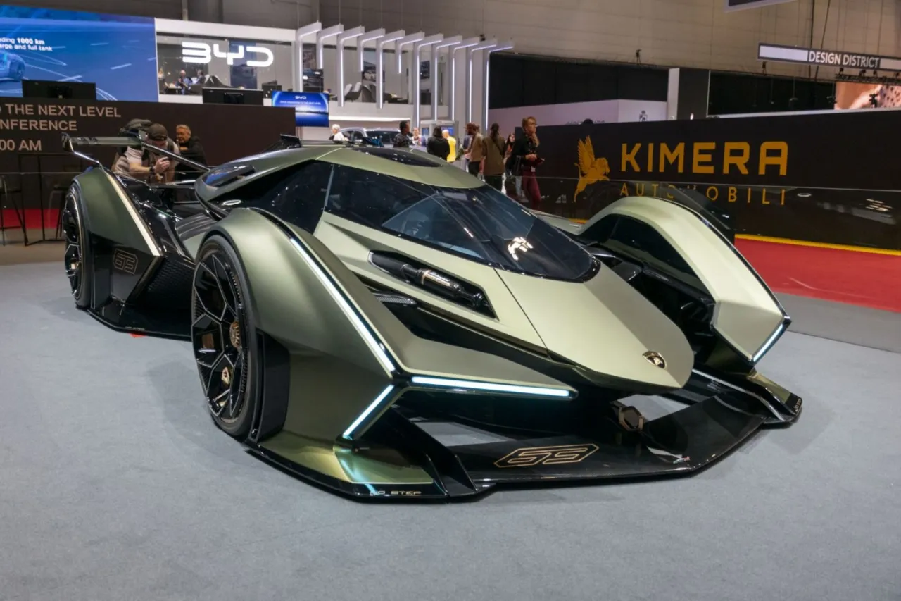 Zdjęcie Lamborghini czy lambordżini - poznaj poprawną wymowę tej marki
