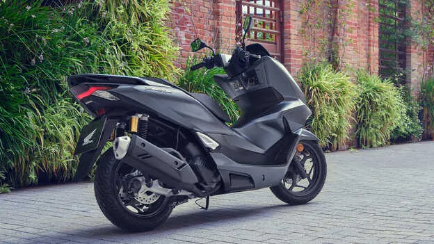 Zdjęcie Jak odblokować Honda PCX 125 i uniknąć kosztownych problemów