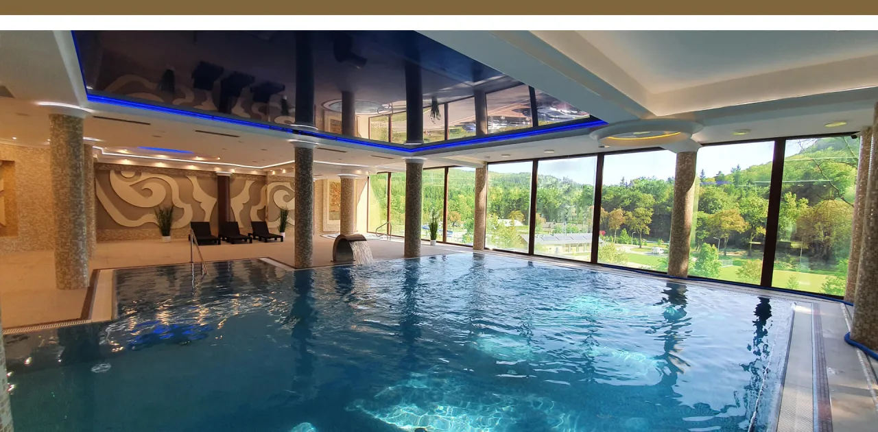 Świerkowy Zdr&oacute;j Medical Spa basen zabiegi