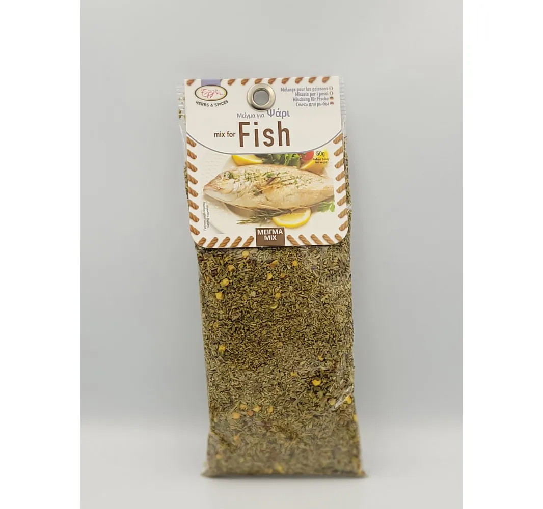 Mieszanka przypraw do ryb na drewnianej desce