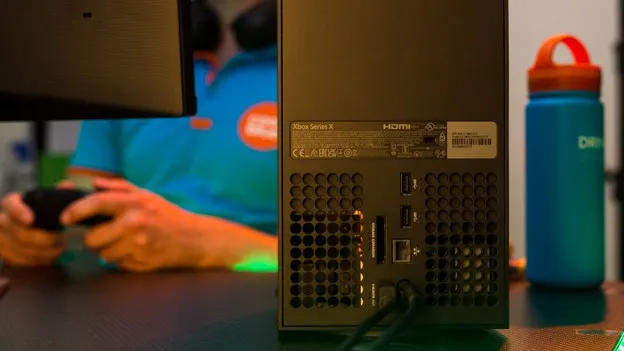 monitor xbox series x hdmi 2.1 port