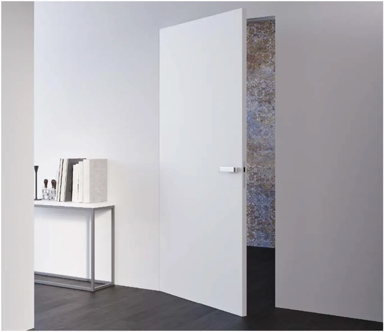 drzwi ukryte zlicowane ze ścianą