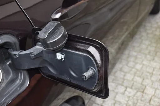 wlew paliwa Seat Leon 2 bez korka