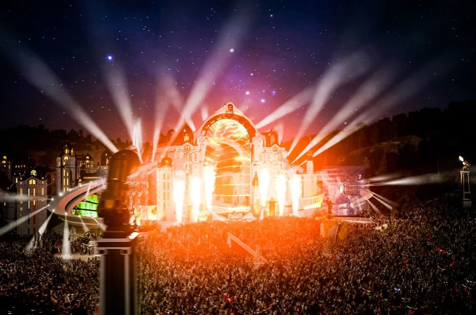 Zdjęcie Szokujące zarobki DJ-ów na Tomorrowland: od tysięcy do miliona dolarów