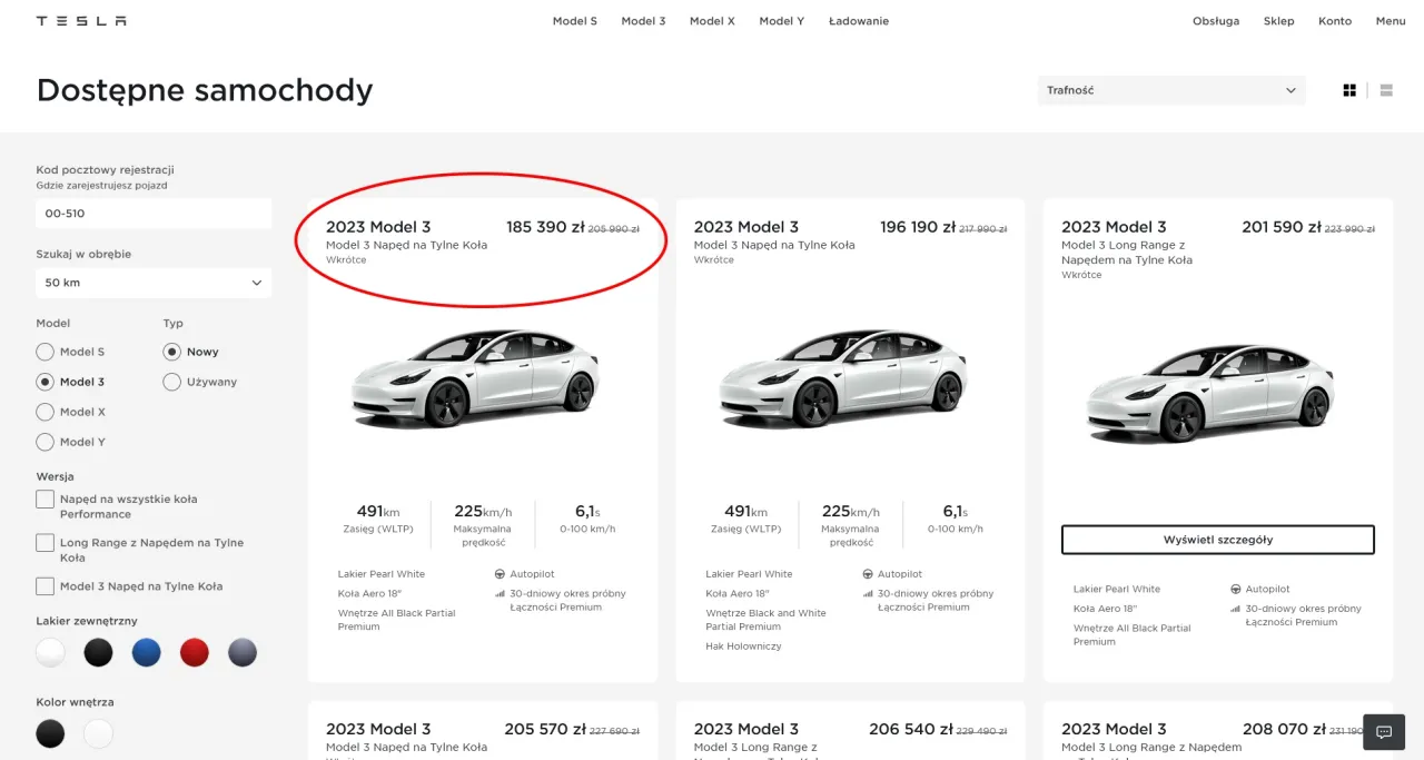 Najtańsza Tesla to Model 3 z napędem na tylne koła za 185 390 zł.