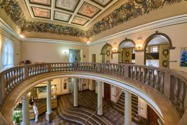 Nowe Łazienki Mineralne Krynica-Zdrój budynek lub wnętrze