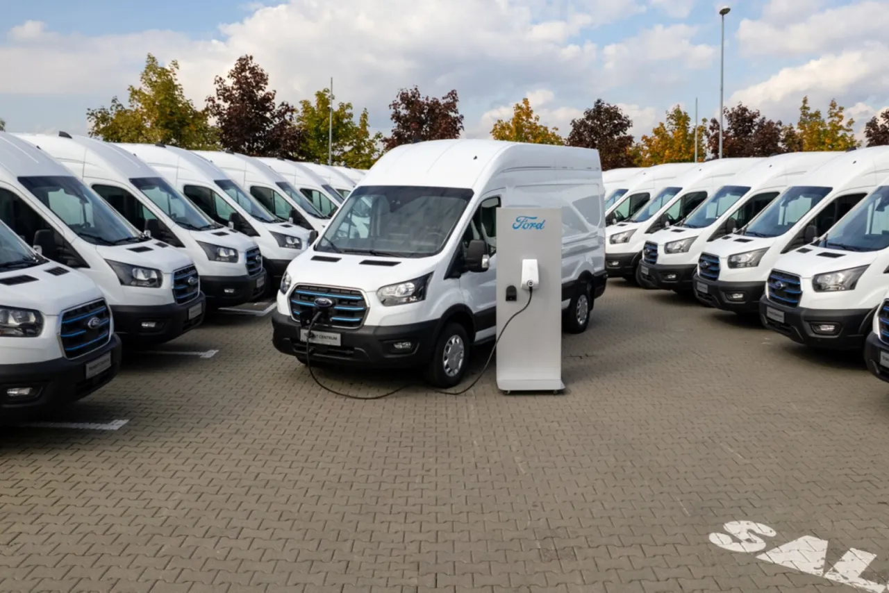 Popularne busy kurierskie w Polsce